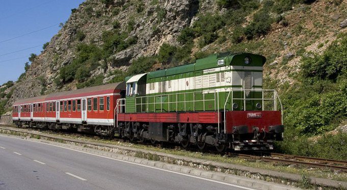 Hekurudha shqiptare hap tenderin: 90.5 mln euro per linjen Tirane-Nene Tereza-Durres